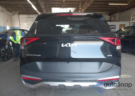 2025 Kia Sportage Hybrid Ex z USA, uszkodzony, nr VIN KNDPVCDG6S7193368